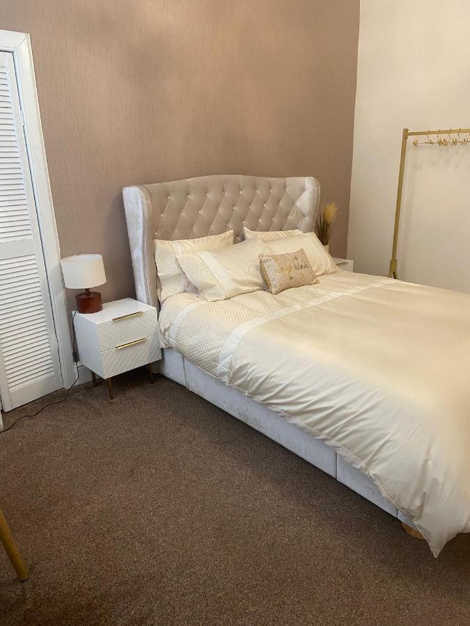 The Princess Flat, Helensburgh. 외부 사진